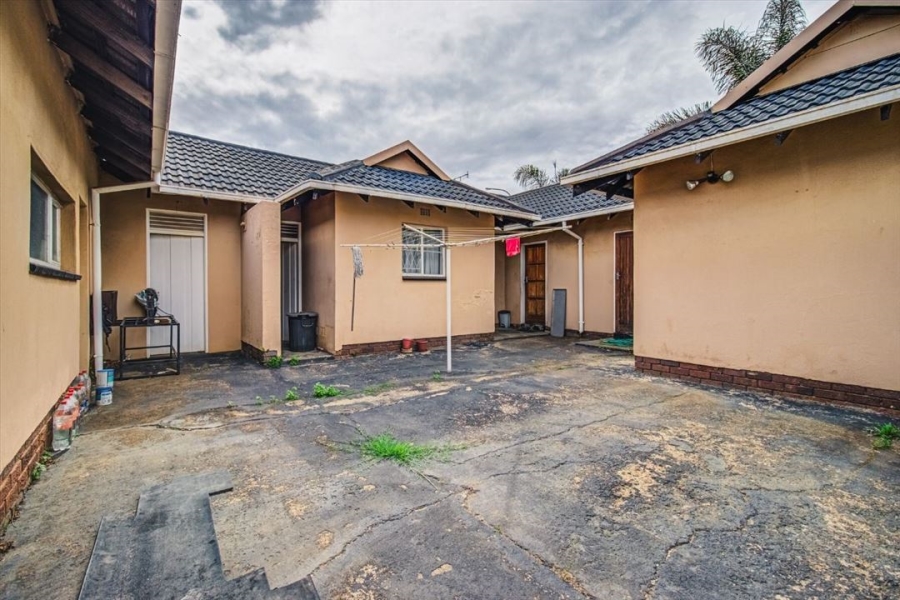 3 Bedroom Property for Sale in Van Riebeeck Park Gauteng