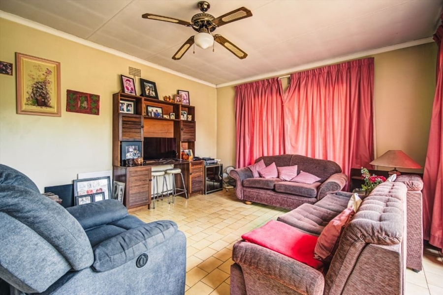 3 Bedroom Property for Sale in Van Riebeeck Park Gauteng