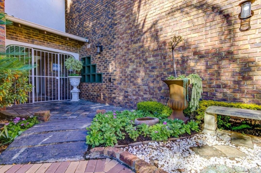 3 Bedroom Property for Sale in Van Riebeeck Park Gauteng