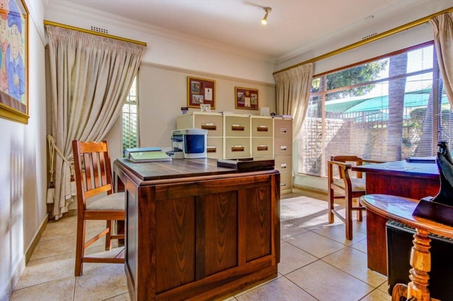 3 Bedroom Property for Sale in Van Riebeeck Park Gauteng