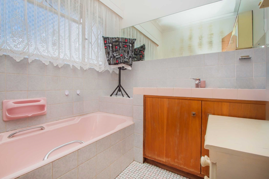 4 Bedroom Property for Sale in Monument Gauteng