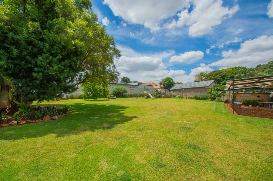 4 Bedroom Property for Sale in Monument Gauteng