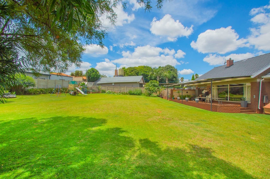 4 Bedroom Property for Sale in Monument Gauteng