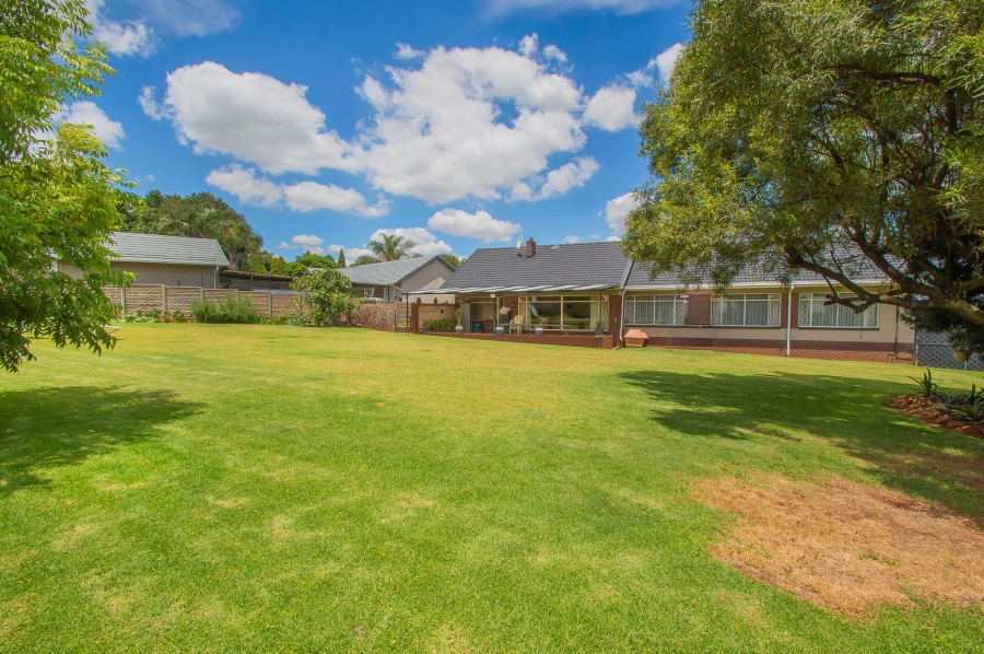 4 Bedroom Property for Sale in Monument Gauteng