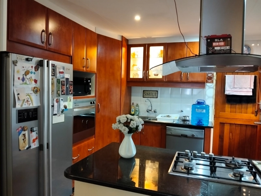 2 Bedroom Property for Sale in Terenure Gauteng