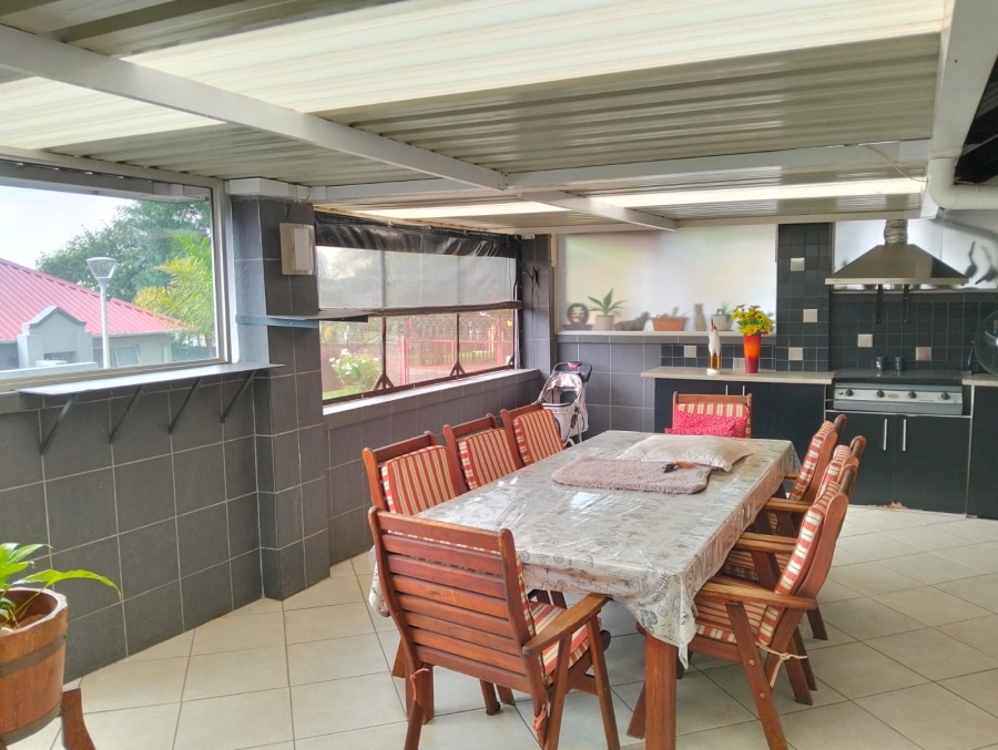 2 Bedroom Property for Sale in Terenure Gauteng
