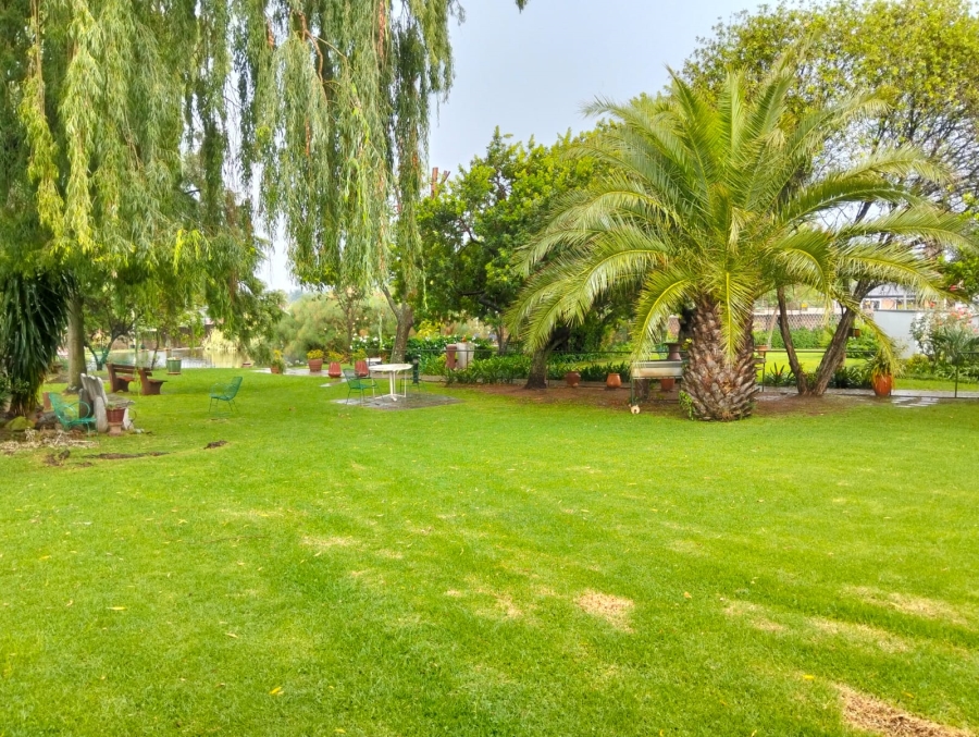 2 Bedroom Property for Sale in Terenure Gauteng