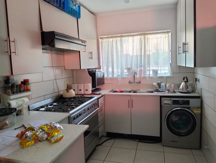 3 Bedroom Property for Sale in Terenure Gauteng