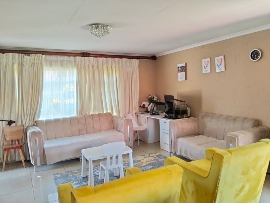3 Bedroom Property for Sale in Birchleigh North Gauteng
