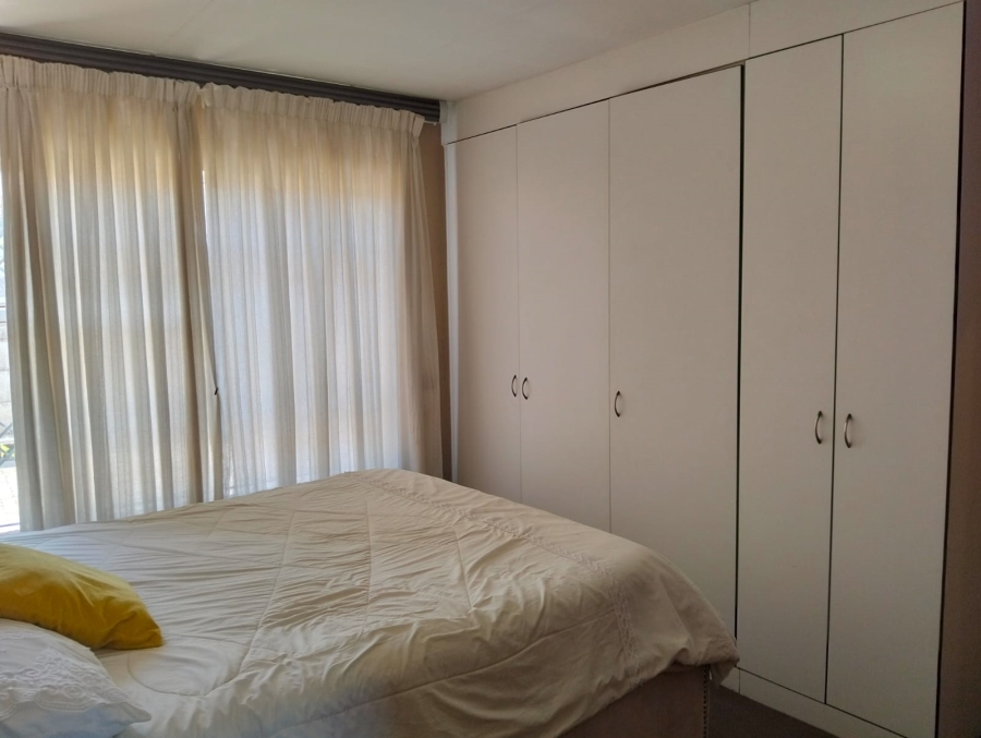 3 Bedroom Property for Sale in Birchleigh North Gauteng