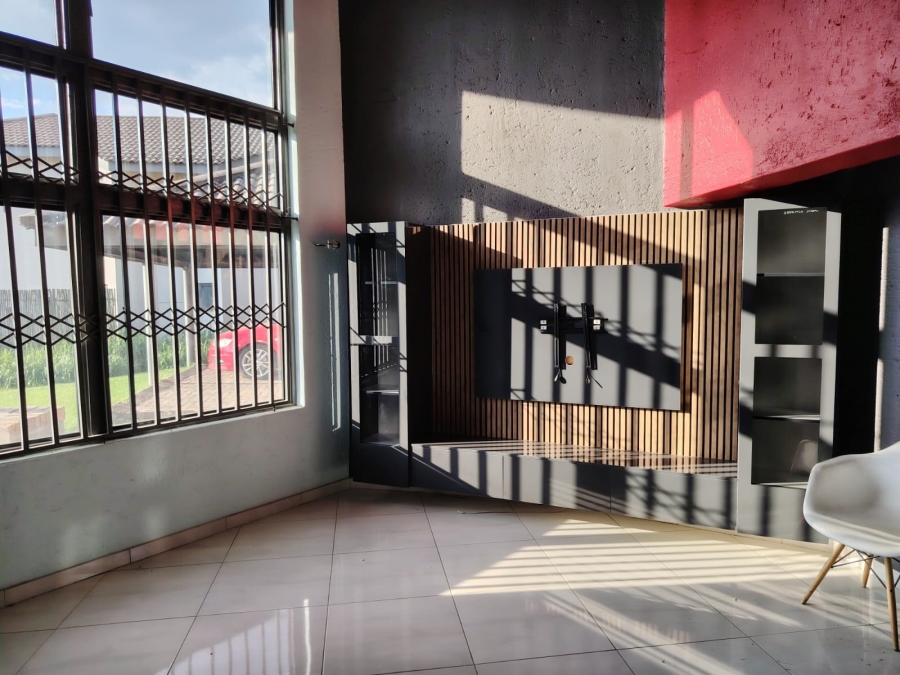 To Let 3 Bedroom Property for Rent in Norton Home Estate AH Gauteng