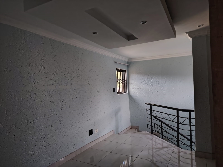 To Let 3 Bedroom Property for Rent in Norton Home Estate AH Gauteng