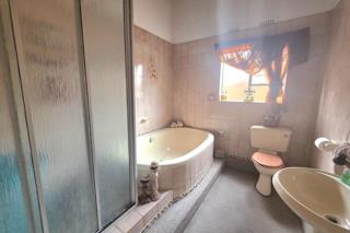 5 Bedroom Property for Sale in Sunward Park Gauteng