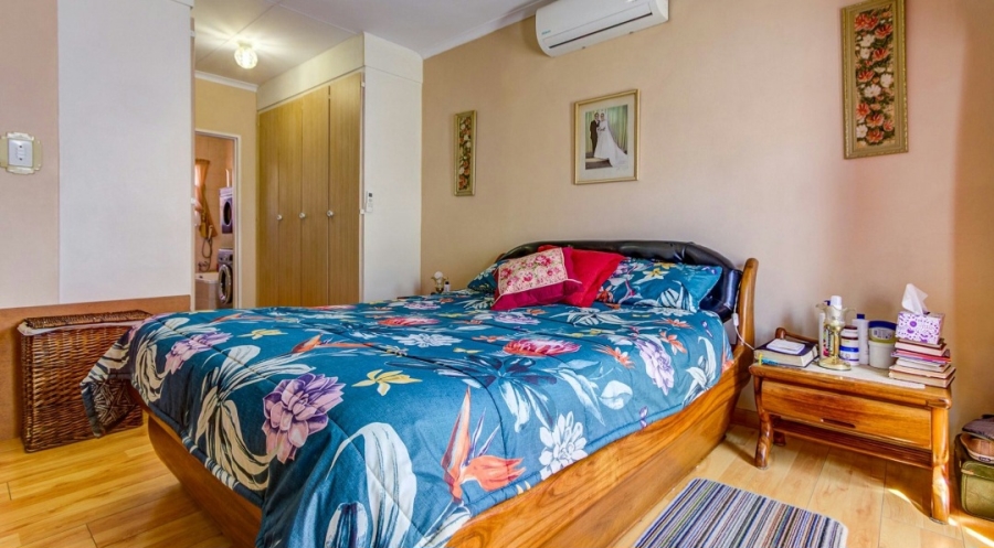 3 Bedroom Property for Sale in Glen Marais Gauteng