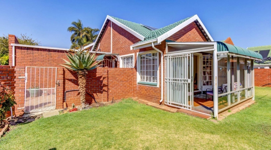 3 Bedroom Property for Sale in Glen Marais Gauteng