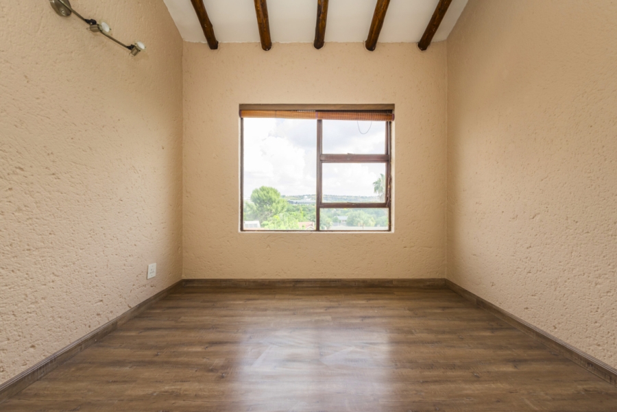 2 Bedroom Property for Sale in Eden Glen Gauteng