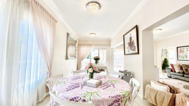 4 Bedroom Property for Sale in Greenstone Hill Gauteng