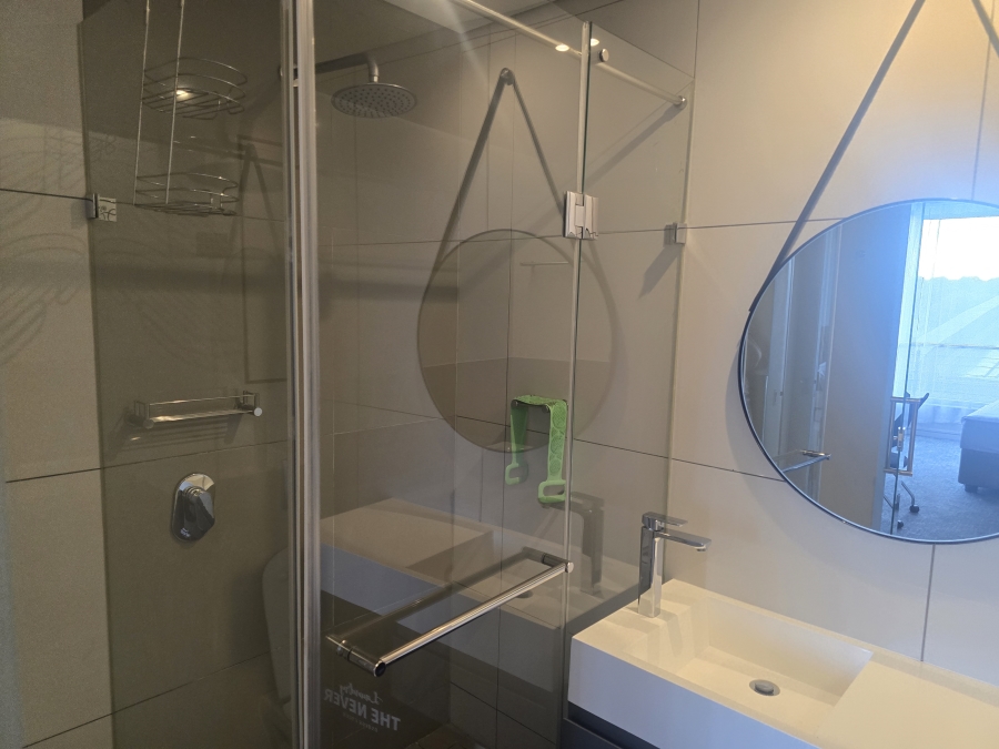 To Let 2 Bedroom Property for Rent in Sandown Gauteng