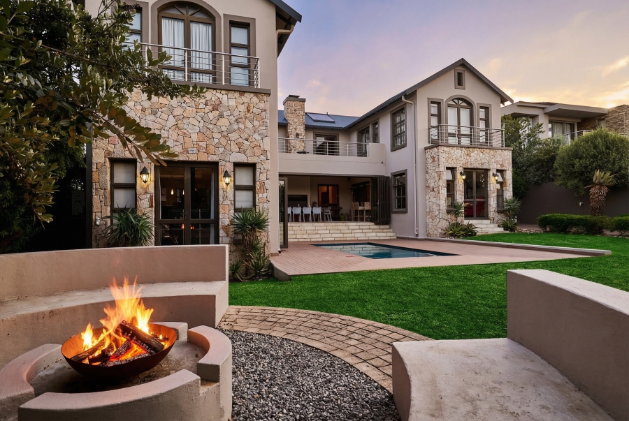 5 Bedroom Property for Sale in Waterfall Country Estate Gauteng