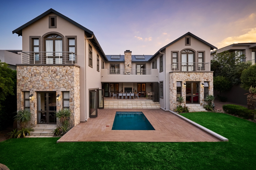 5 Bedroom Property for Sale in Waterfall Country Estate Gauteng