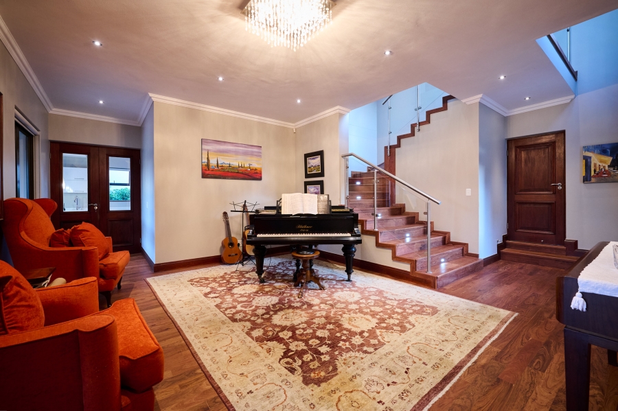 5 Bedroom Property for Sale in Waterfall Country Estate Gauteng