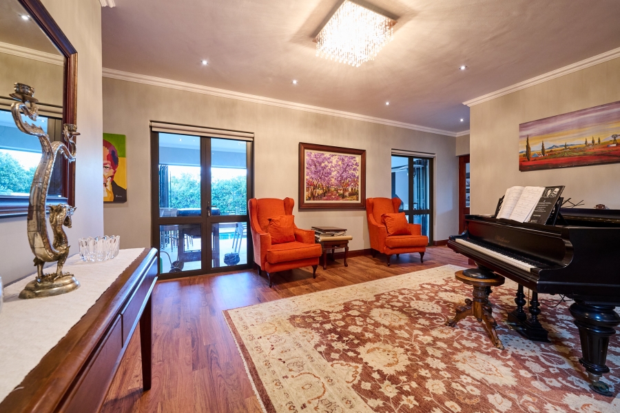 5 Bedroom Property for Sale in Waterfall Country Estate Gauteng