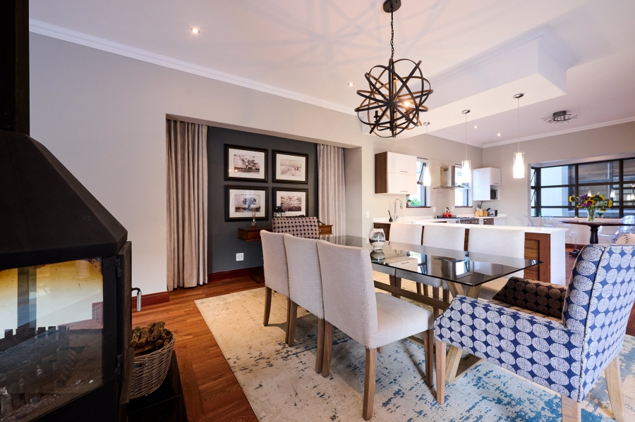 5 Bedroom Property for Sale in Waterfall Country Estate Gauteng