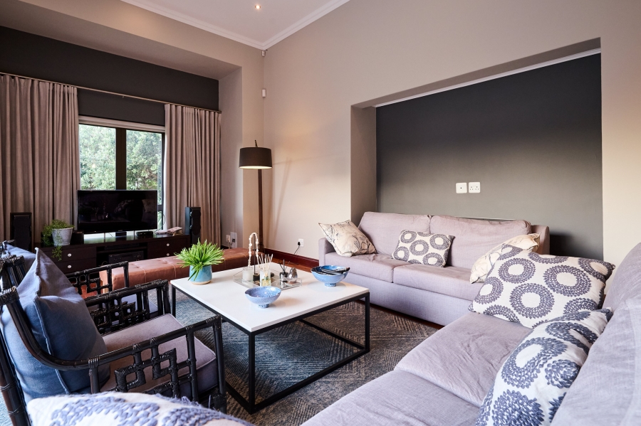 5 Bedroom Property for Sale in Waterfall Country Estate Gauteng