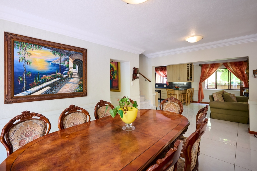 4 Bedroom Property for Sale in Erand Gardens Gauteng