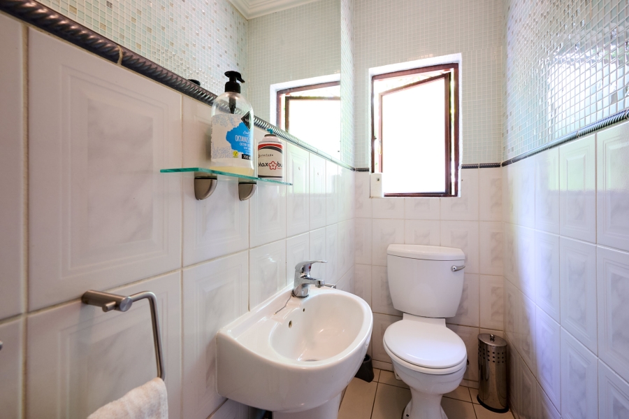 4 Bedroom Property for Sale in Erand Gardens Gauteng