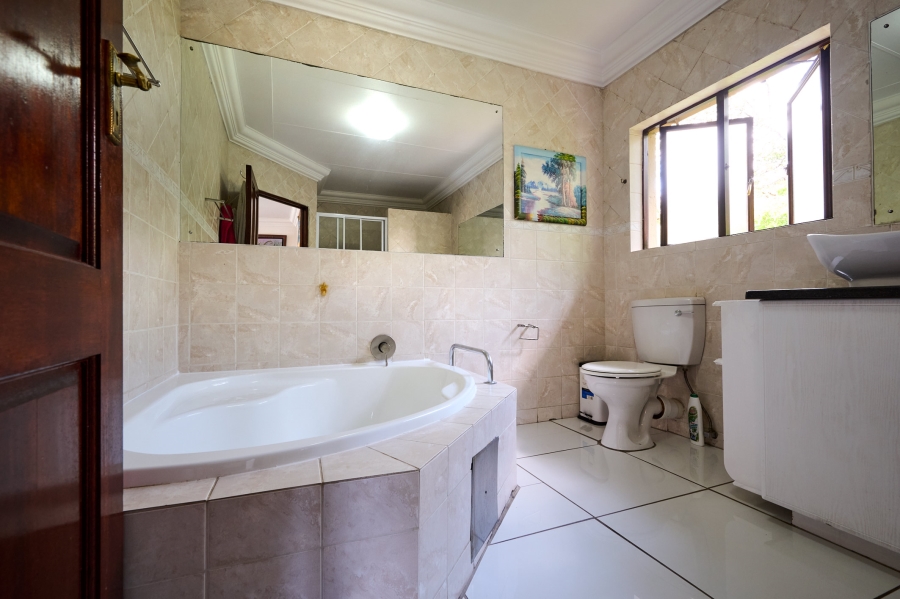 4 Bedroom Property for Sale in Erand Gardens Gauteng