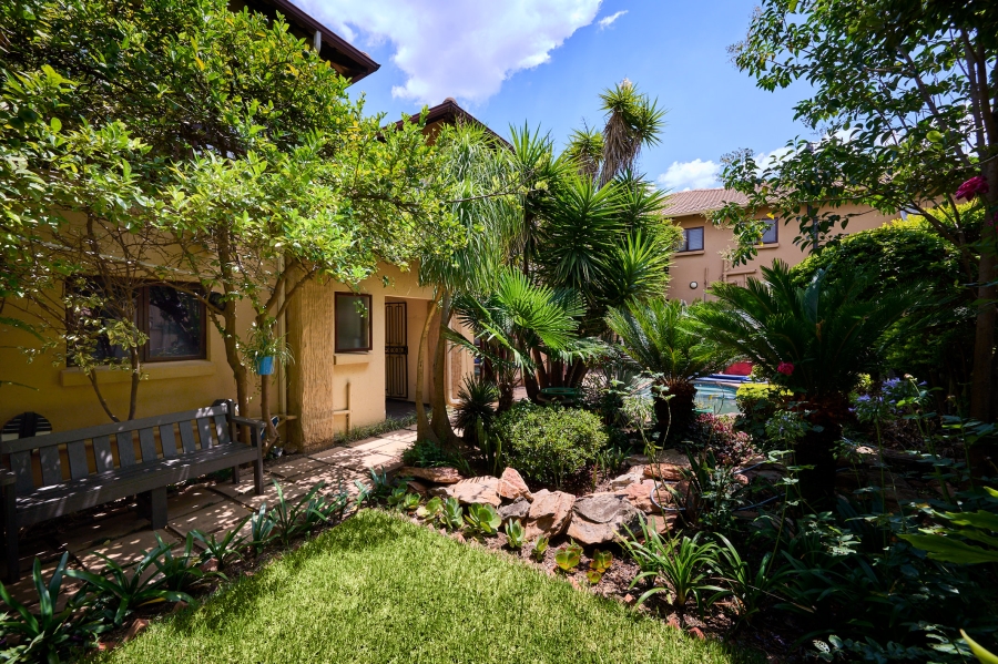 4 Bedroom Property for Sale in Erand Gardens Gauteng