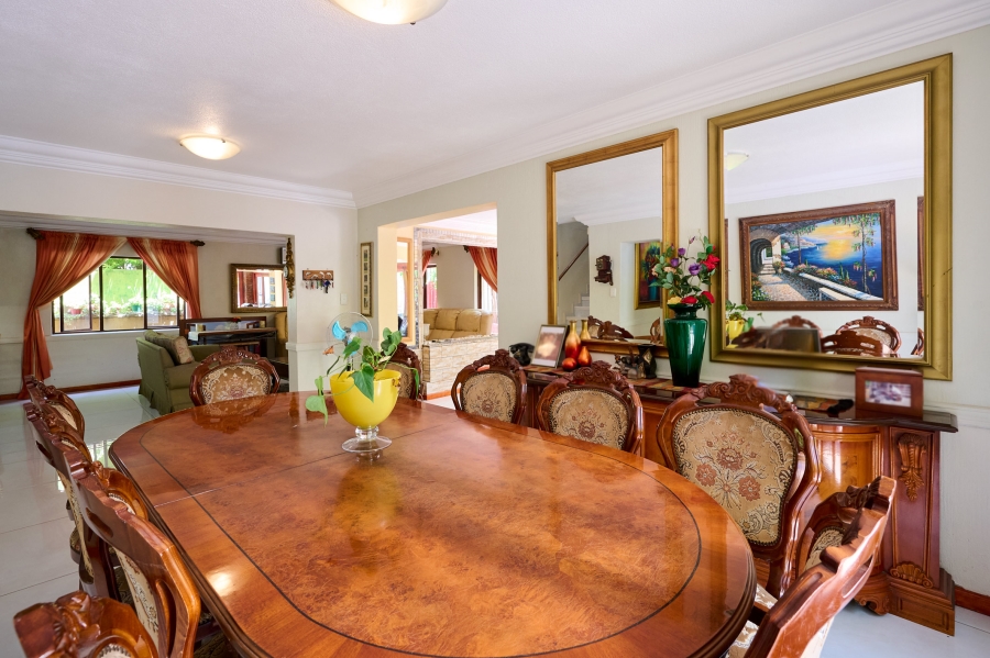 4 Bedroom Property for Sale in Erand Gardens Gauteng