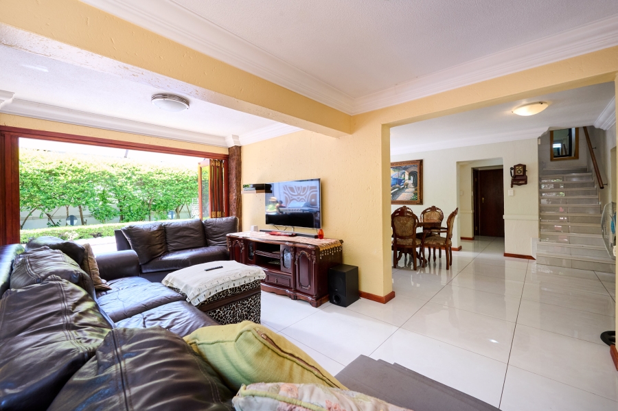 4 Bedroom Property for Sale in Erand Gardens Gauteng