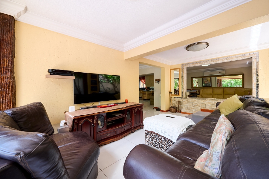 4 Bedroom Property for Sale in Erand Gardens Gauteng