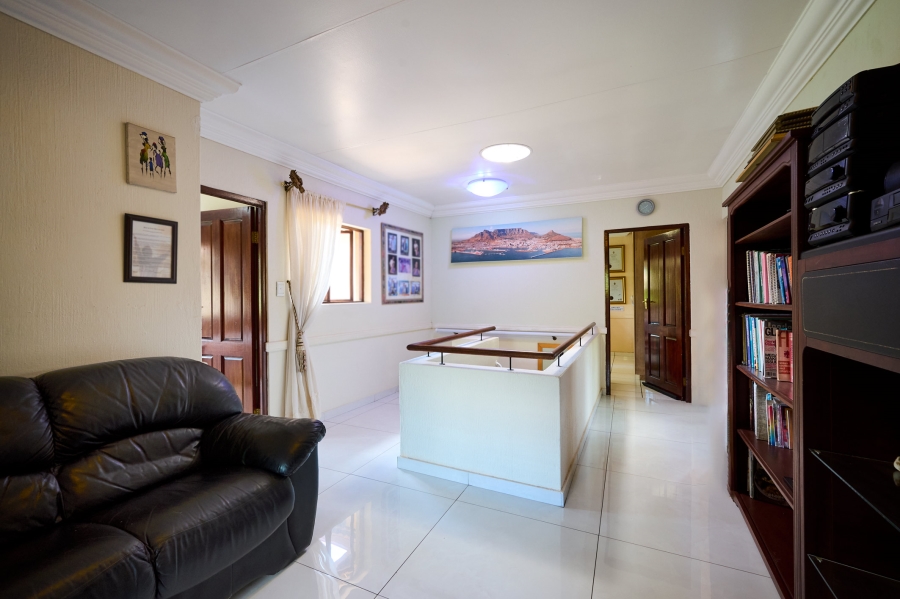 4 Bedroom Property for Sale in Erand Gardens Gauteng