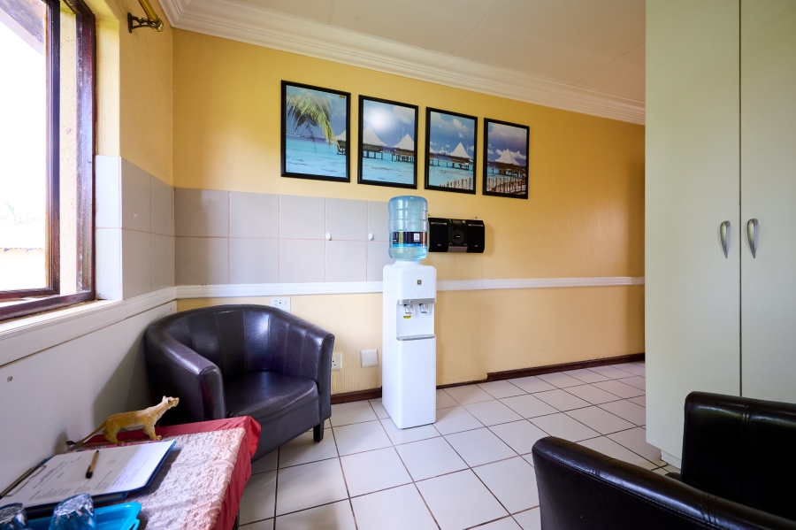 4 Bedroom Property for Sale in Erand Gardens Gauteng