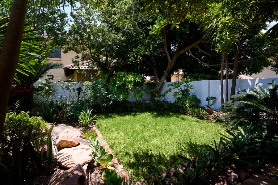 4 Bedroom Property for Sale in Erand Gardens Gauteng
