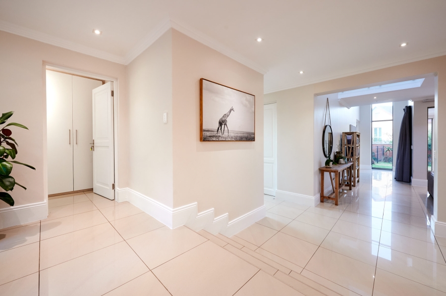 4 Bedroom Property for Sale in Waterfall Country Estate Gauteng