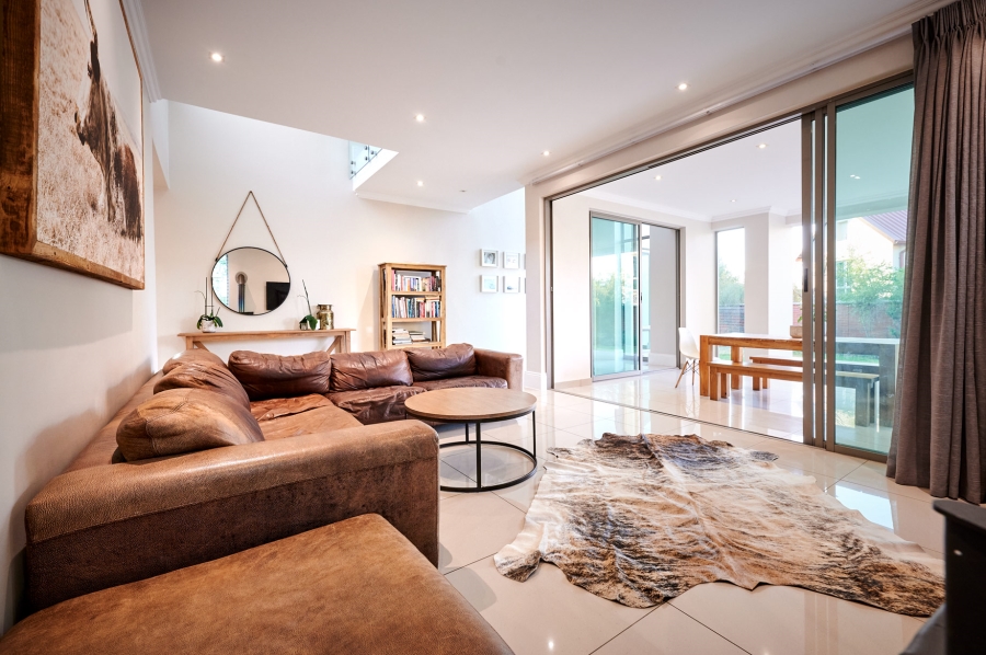 4 Bedroom Property for Sale in Waterfall Country Estate Gauteng