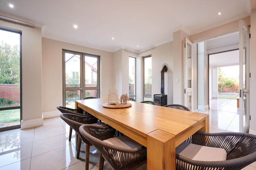 4 Bedroom Property for Sale in Waterfall Country Estate Gauteng