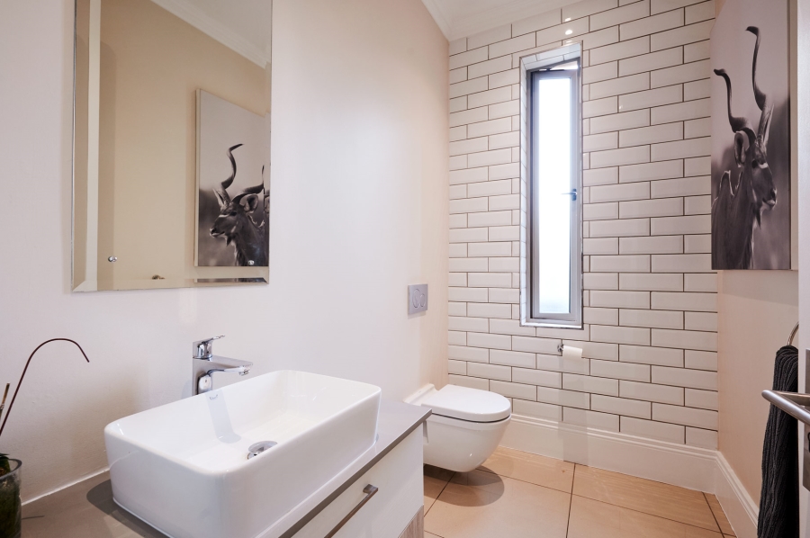 4 Bedroom Property for Sale in Waterfall Country Estate Gauteng