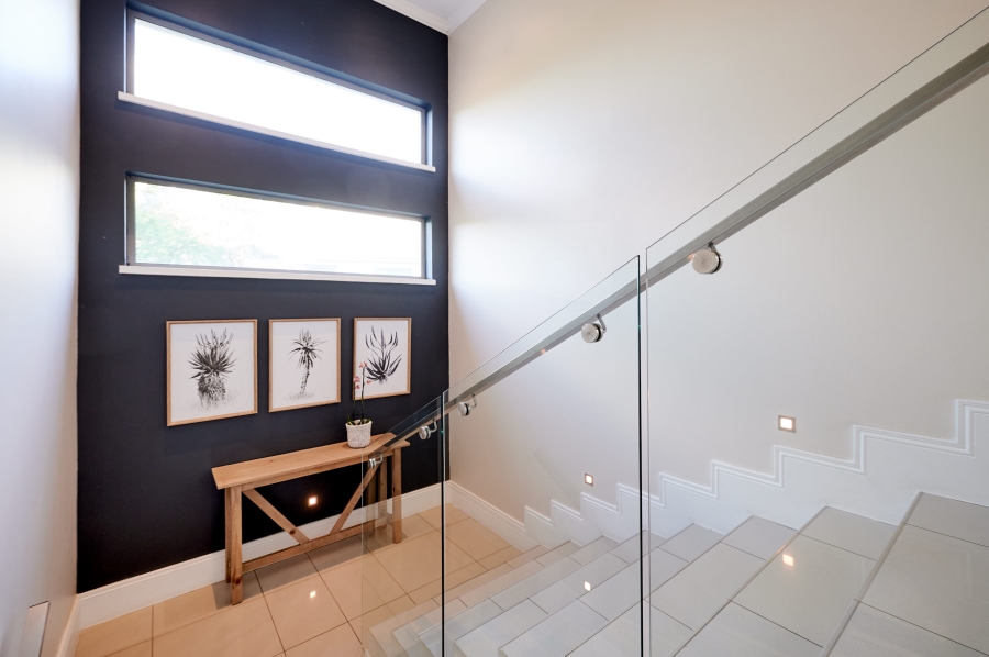 4 Bedroom Property for Sale in Waterfall Country Estate Gauteng