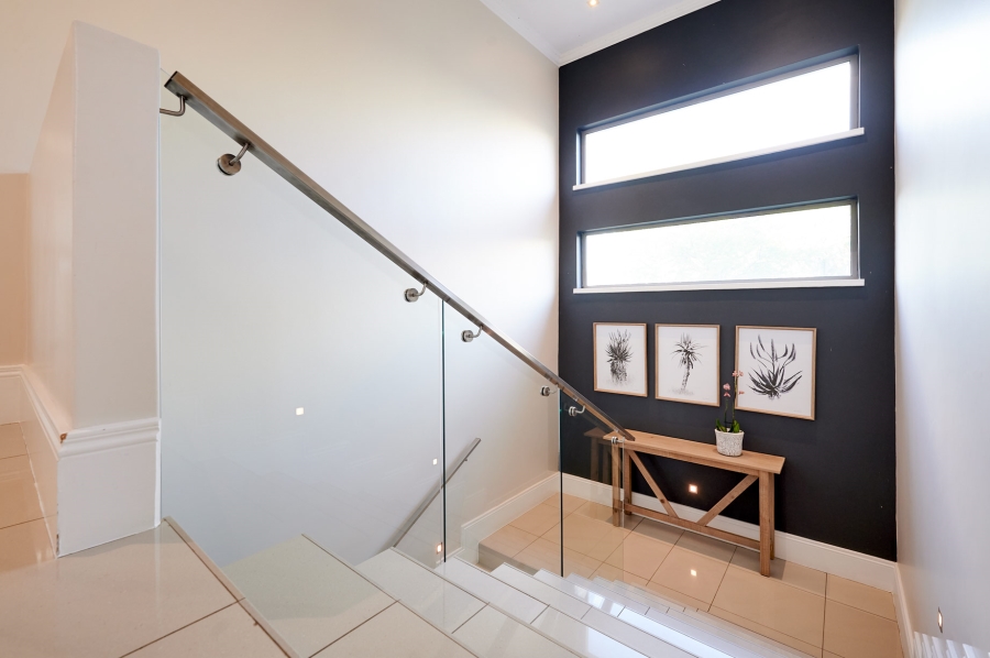 4 Bedroom Property for Sale in Waterfall Country Estate Gauteng