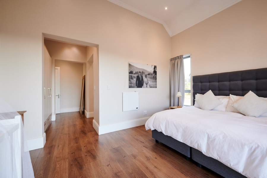 4 Bedroom Property for Sale in Waterfall Country Estate Gauteng