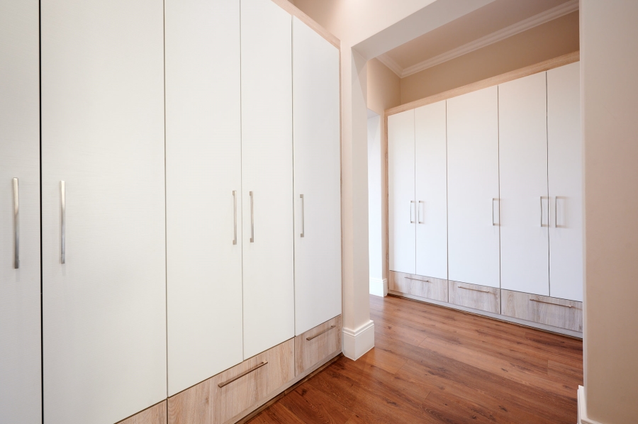 4 Bedroom Property for Sale in Waterfall Country Estate Gauteng