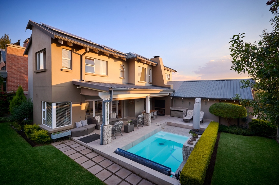 3 Bedroom Property for Sale in Waterfall Country Village Gauteng