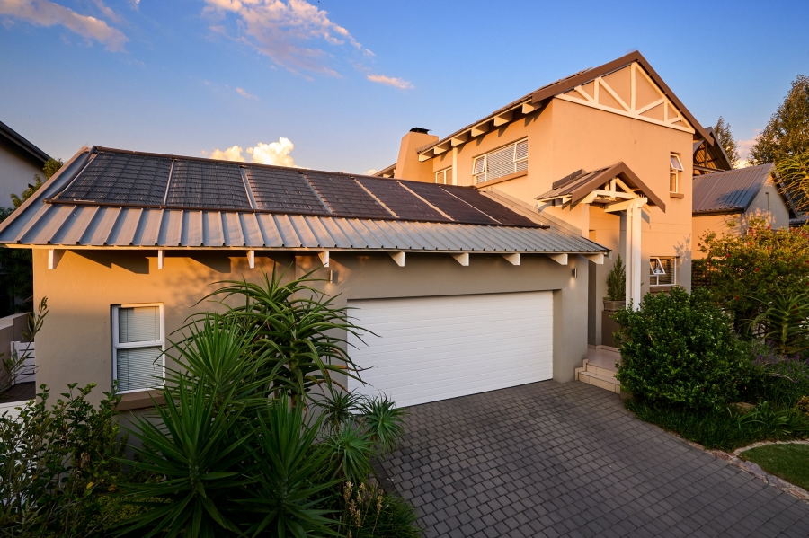 3 Bedroom Property for Sale in Waterfall Country Village Gauteng