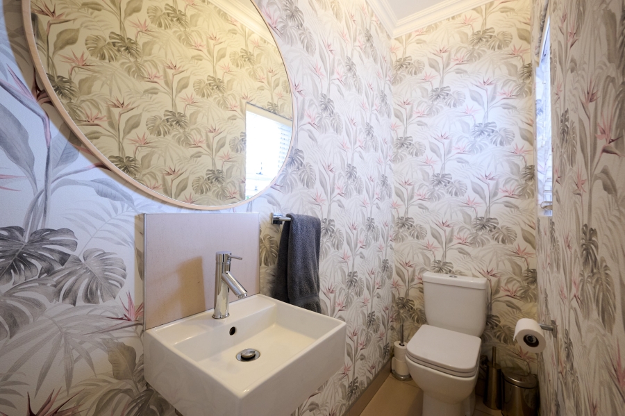 3 Bedroom Property for Sale in Waterfall Country Village Gauteng