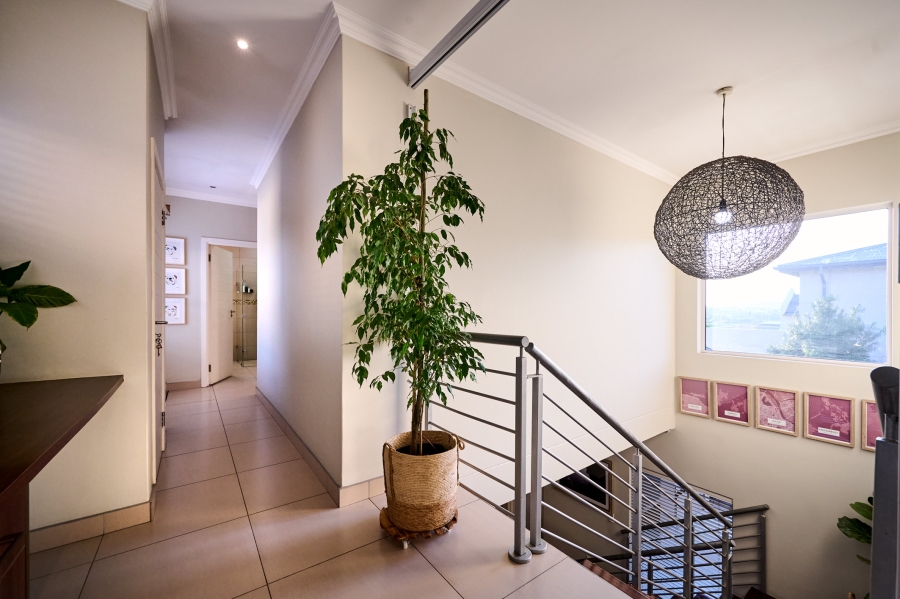 3 Bedroom Property for Sale in Waterfall Country Village Gauteng